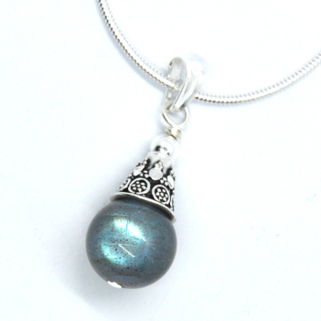 Pendentif en labradorite bleue